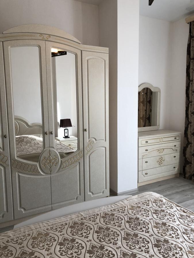 Lilu Hotel Tbilisi ภายนอก รูปภาพ